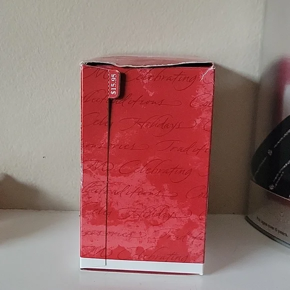 1998 Happy Holidays Barbie Doll  with her Keepsake Ornament - Picture 6 of 7